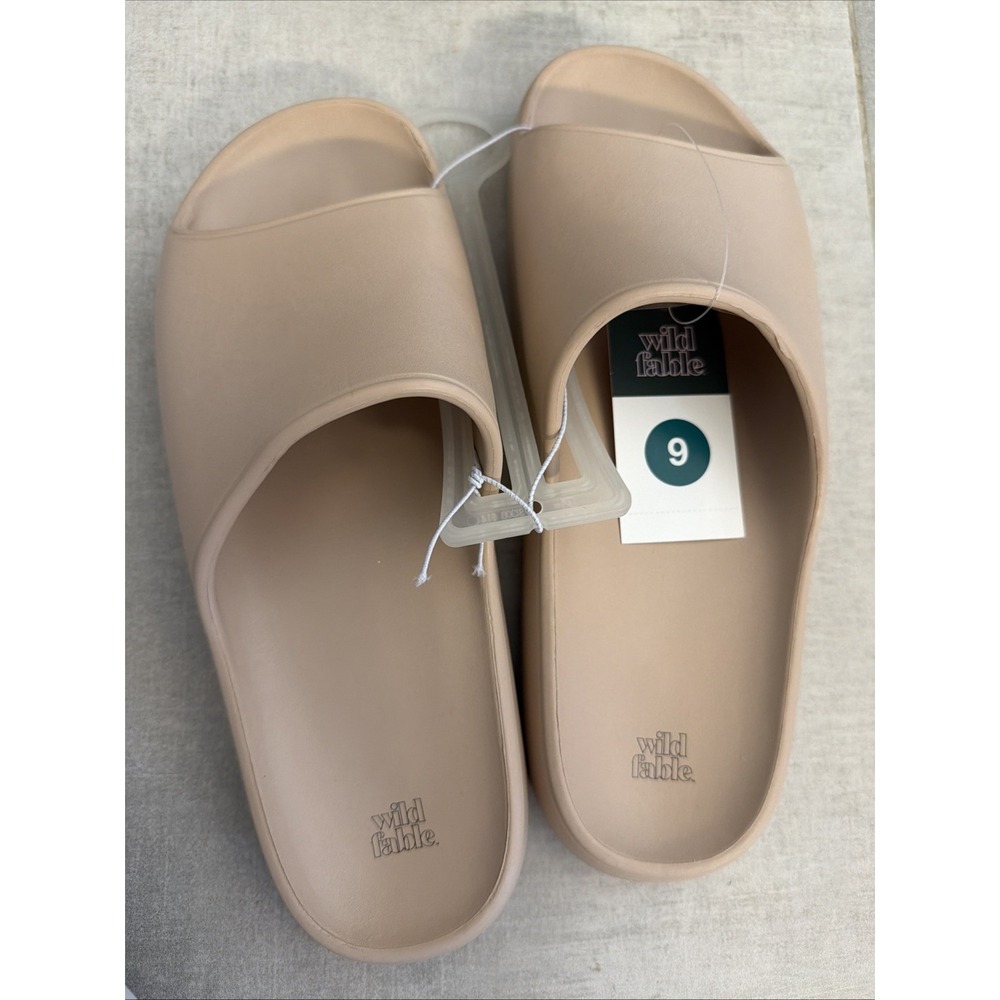 Wild Fable Robbie Slip-On Slides Sandals Women's  9 - Tan/Beige - NEW